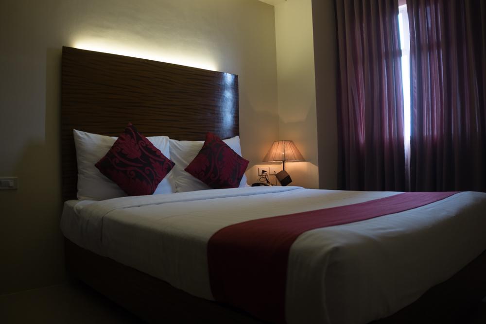 Sebastien Hotel Lapu-Lapu City Exteriör bild